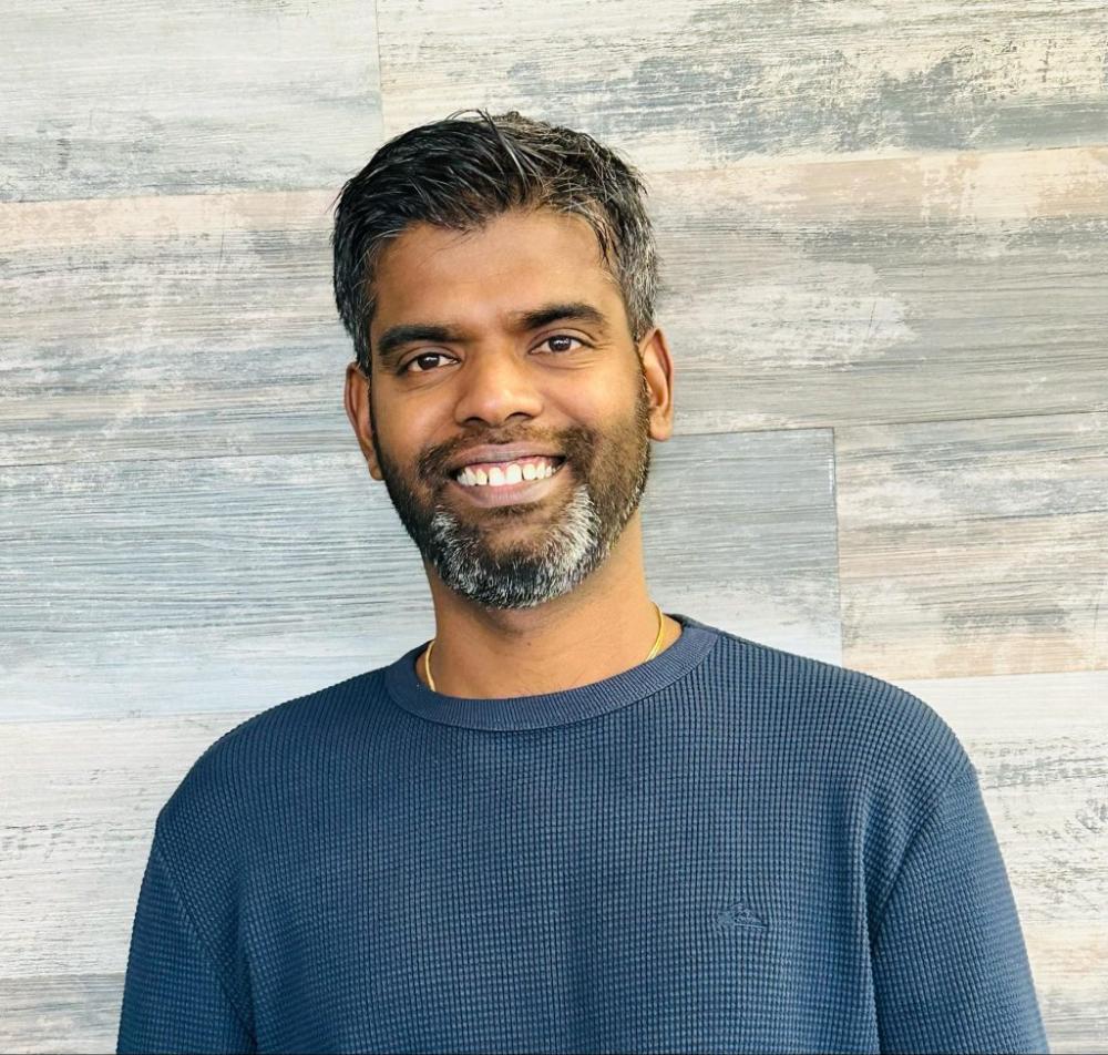 Portrait of Vino Muthukkaruppan